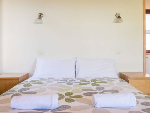 Laguna House - Whitsundays Accommodation 15