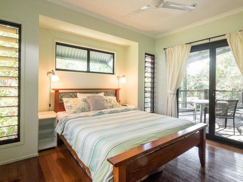 Billa Blue By Discover Stradbroke - Whitsundays Accommodation 0