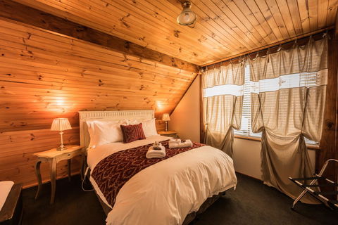 Parnella Adventure Bay, Bruny Island - Whitsundays Accommodation 7