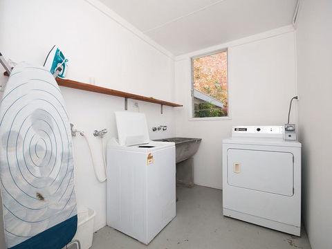 'Beachside' Shoal Bay, Unit 6 - Whitsundays Accommodation 3