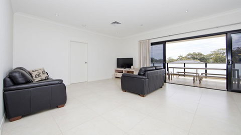 'Ocean To Beach' Luxury Hide Away - Whitsundays Accommodation 3