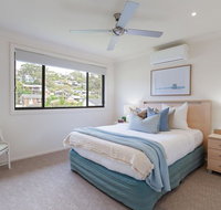 'Sandy Point Haven' 21a Sandy Point Rd - Stylish Haven with WIFI Air conditioning  Water views - Whitsundays Accommodation