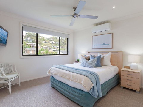 'Sandy Point Haven', 21a Sandy Point Rd - Stylish Haven With WIFI, Air Conditioning & Water Views - Whitsundays Accommodation 0