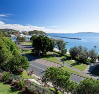 1 'Kiah' 53 Victoria Parade - stunning views wifi aircon just across the road to the water - Whitsundays Accommodation