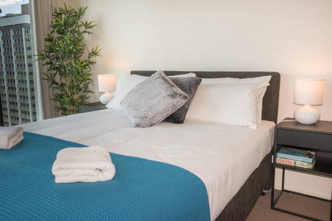 1 Bedroom Studio Apartment Near Eagle Street - Whitsundays Accommodation 1