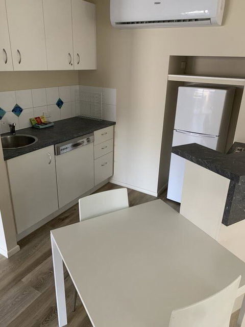 1 Bedroom Unit In 4 Star Tropical Resort In Noosaville - Whitsundays Accommodation 2
