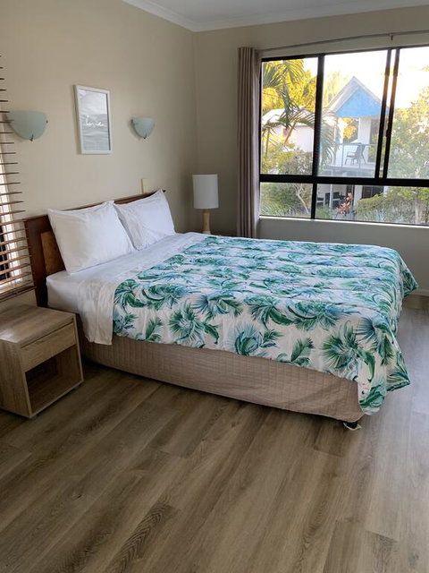 1 Bedroom Unit In 4 Star Tropical Resort In Noosaville - Whitsundays Accommodation 0