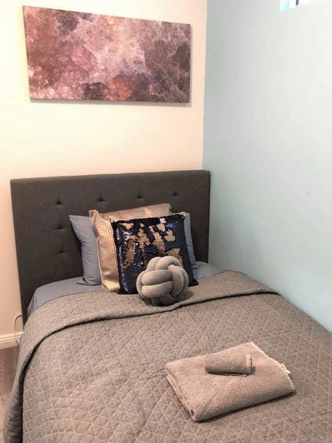 1 Private Single Room In Carramar 1-minute Walk To Station - SHAREHOUSE - Whitsundays Accommodation 3