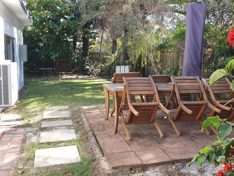 1 Spectrum Street, Rainbow Beach- Close To Shops And Main Beach - Whitsundays Accommodation 3