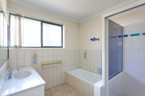 1-33 Tingira Close - Rainbow Beach, Gorgeous Ocean Views, Swimming Pool, Air Conditioning - Whitsundays Accommodation 1