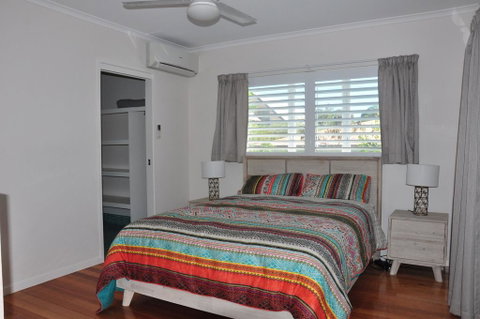 10 Double Island Drive - Modern Family Home, Centrally Located, Swimming Pool & Outdoor Area - Whitsundays Accommodation 1