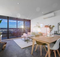 107 Light Filled Cozy Apt in the Heart of St Kilda - Whitsundays Accommodation
