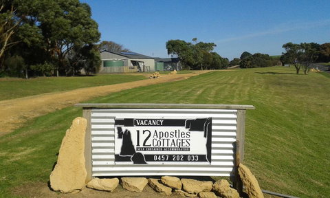 12 Apostles Cottages - Whitsundays Accommodation 1
