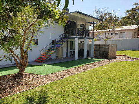 12 Cooloola Drive - Family Home, Close To Beach, Pet Friendly - Whitsundays Accommodation 2