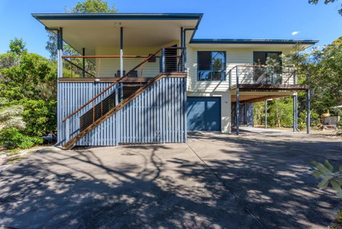 12 Ibis Court - Highset Beach House With Natural Bushland Gardens And Covered Decks - Whitsundays Accommodation 0