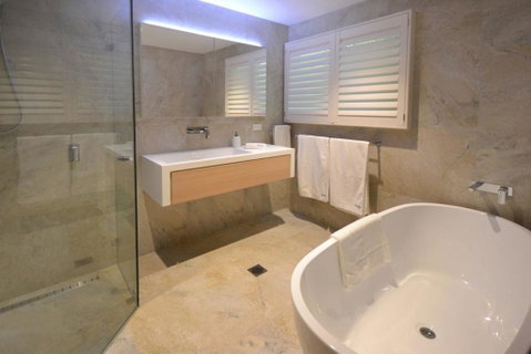 131 Pacific Drive, Port Macquarie - Whitsundays Accommodation 1