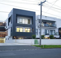 136 Light-filled Homely Box Hill Apt 2Bed2BathFreeParking - Whitsundays Accommodation