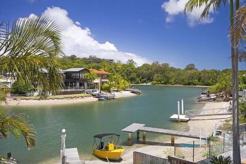 15 Cooran Court, Noosa Sound - Whitsundays Accommodation 0