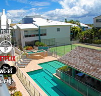 1BR Coolum Beach  Roof Terrace Spa Tennis Pool - Whitsundays Accommodation
