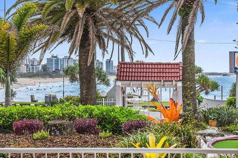 2 Bedroom Private Unit - Alexandria Apartments - Whitsundays Accommodation 2