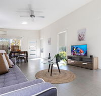 2 Bedroom w/Parking Near Central Cessnock - Whitsundays Accommodation