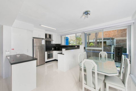 2 Cirrus - Whitsundays Accommodation 3
