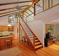 2 Manfred Street Belongil Beach - Susie's Beach House - Whitsundays Accommodation