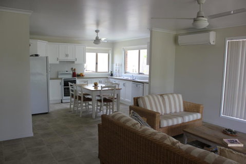 2/51 Carlo Road - Rainbow Beach - Whitsundays Accommodation 1