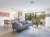 Book Hawks Nest Accommodation Vacations Whitsundays Accommodation Whitsundays Accommodation