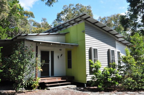 24 Esprit Drive - Beach Home With Open Plan Living And Walking Distance To Beach - Whitsundays Accommodation 0