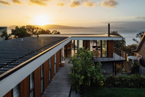 Blessington Beachside Retreat -38km To CBD - Whitsundays Accommodation 0