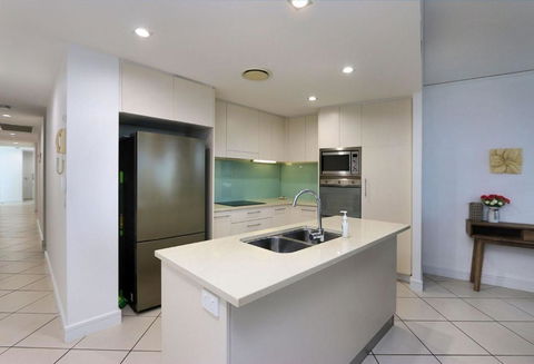 C Bargara Unit 101 - Whitsundays Accommodation 2