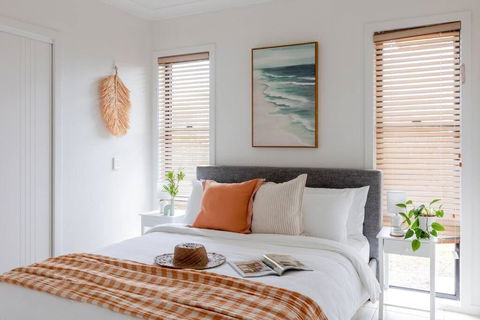 CABA17 - Waterfront Home With A Pool! - Whitsundays Accommodation 4