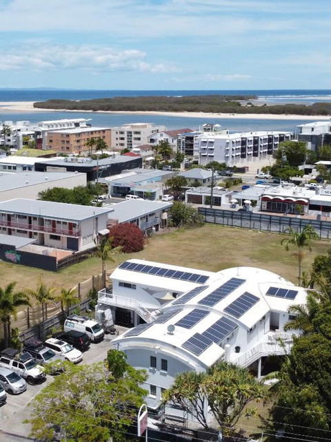 CALI Backpackers - Whitsundays Accommodation 2