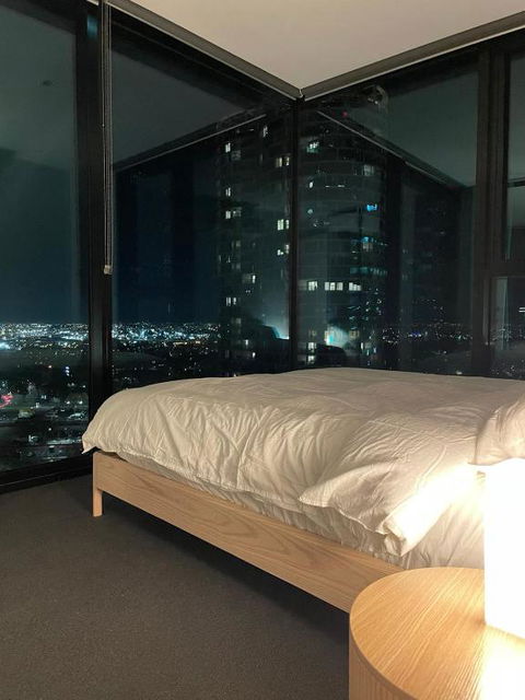 C&S Stay- Melbourne CBD - Whitsundays Accommodation 1