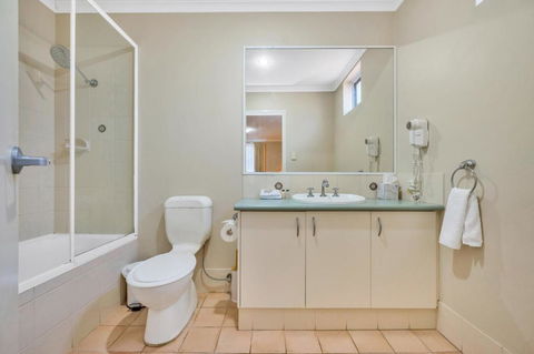 C Mandurah Apartment Resort - Whitsundays Accommodation 4