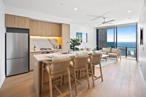 CASSA CASINO - Luxury Residences Managed By The Cassa - Whitsundays Accommodation 1