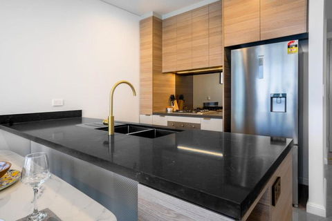 CASSA BEACHFRONT - Breathtaking Oceanview Apartment - Whitsundays Accommodation 4