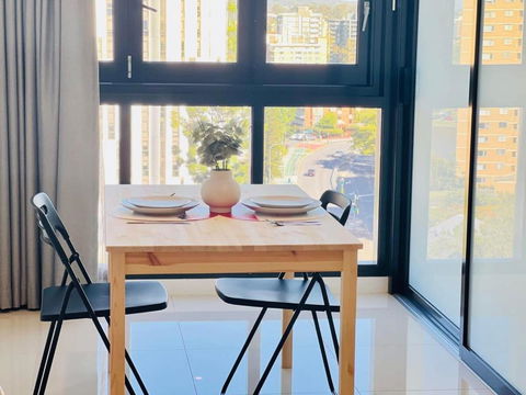 CASSA TOOWONG - Convenient 1B Apt At Central Location With Parking Managed By The Cassa - Whitsundays Accommodation 4