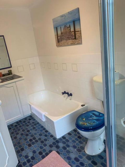 Cloud Valley Estate -Chalet - Whitsundays Accommodation 2