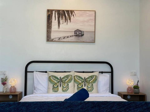 Convenient 2 Bedroom House Unit In Salisbury - Whitsundays Accommodation 3