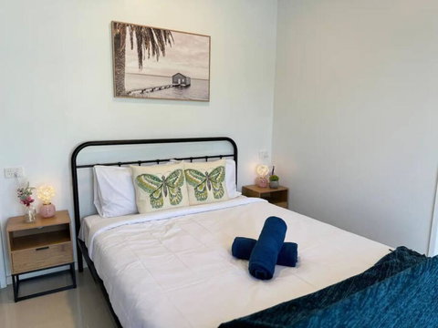 Convenient 2 Bedroom House Unit In Salisbury - Whitsundays Accommodation 2