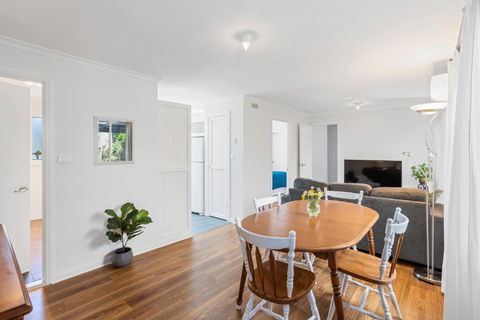 Cosy Adelaide Hills Getaway - Whitsundays Accommodation 4