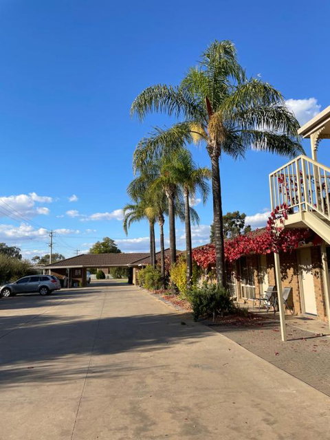Darling Junction Motor Inn - Whitsundays Accommodation 0