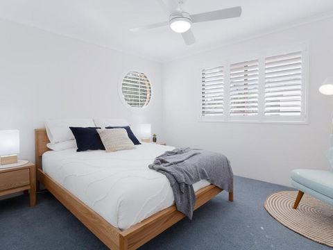 3 'Pelican Sands', 83 Soldiers Point Rd - Stunning Waterfront Unit With Magical Water Views & Air Conditioning - Whitsundays Accommodation 3