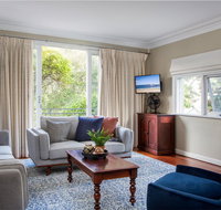 3-Bed House near Bondi Beach with Balcony Parking - Whitsundays Accommodation