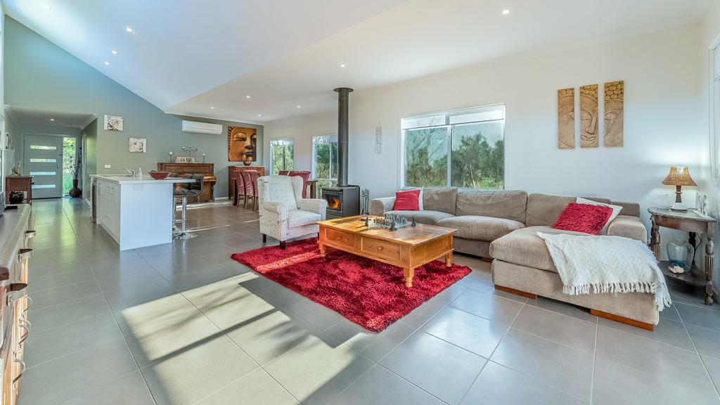 Smiths Beach VIC Whitsundays Accommodation