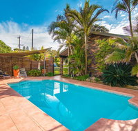 40 Underwood Road - Whitsundays Accommodation