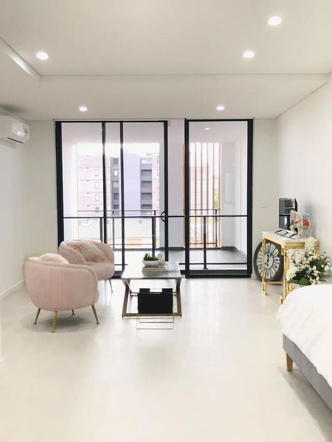 406 Studio Apartment - Whitsundays Accommodation 3