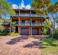 41 Carlo Circle - Rainbow Beach Huge Beach House With Room for Everyone - Whitsundays Accommodation